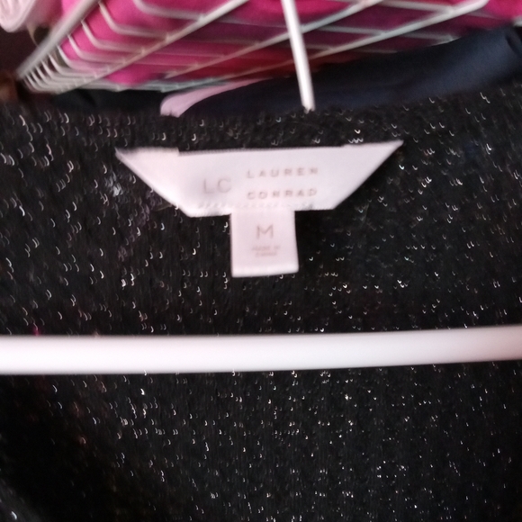 Black sparkly Lauren Conrad shirt size M - Picture 2 of 2